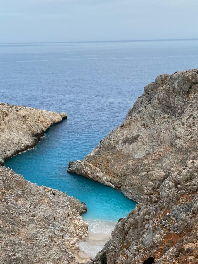 New Apartment 1.5Km From The City Center Of Chania ハニア エクステリア 写真